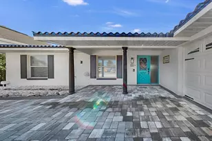 6515 Santiago Ct, Apollo Beach, FL 33572 - Photo 5