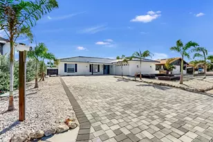 6515 Santiago Ct, Apollo Beach, FL 33572 - Photo 3