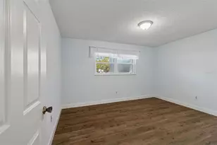 8199 Terrace Garden Dr N, Saint Petersburg, FL 33709 - Photo 33