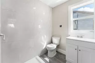 3457 50th Ave N, Saint Petersburg, FL 33714 - Photo 19