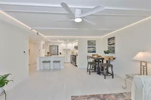 7430 Sunshine Skyway Ln S, Saint Petersburg, FL 33711 - Photo 15