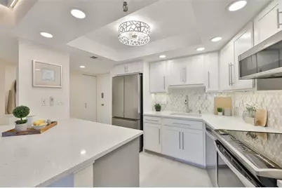 7430 Sunshine Skyway Lane S #305, Saint Petersburg, FL 33711 - Photo 7