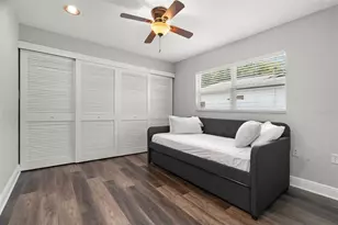 101 Chestnut Cir, Safety Harbor, FL 34695 - Photo 17