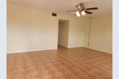 2458 Columbia Drive #64, Clearwater, FL 33763 - Photo 3