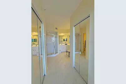 6205 Shoreline Drive #1305, Saint Petersburg, FL 33708 - Photo 23