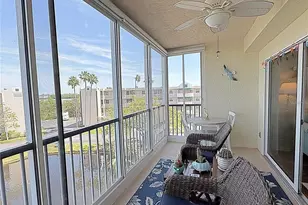 6205 Shoreline Dr, Saint Petersburg, FL 33708 - Photo 33