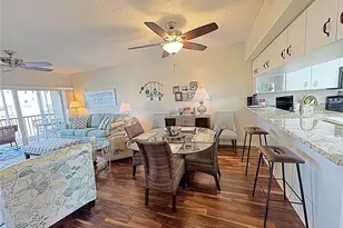 6205 Shoreline Dr, Saint Petersburg, FL 33708 - Photo 9