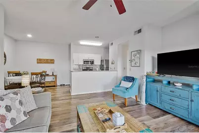 4115 Chatham Oak Court #220, Tampa, FL 33624 - Photo 9