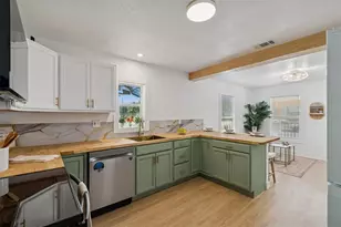 3203 N 31st St, Tampa, FL 33605 - Photo 15