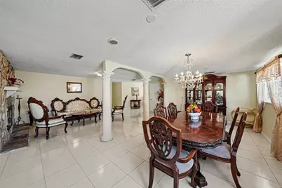 6807 Dickinson Court, Tampa, FL 33634 - Photo 5
