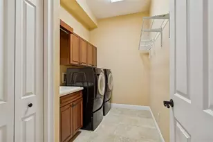 2630 Grand Lakeside Dr, Palm Harbor, FL 34684 - Photo 23