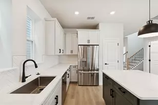 9476 Hartline Wy, Orlando, FL 32827 - Photo 11