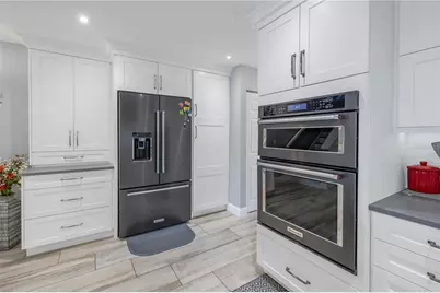 117 Yacht Club Lane, Tierra Verde, FL 33715 - Photo 25