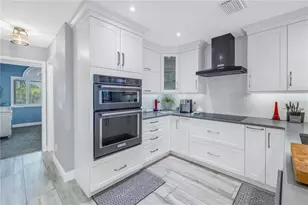 117 Yacht Club Ln, Tierra Verde, FL 33715 - Photo 23