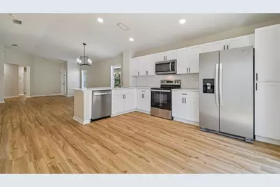 11416 Crestlake Village Dr, Riverview, FL 33569 - Photo 9