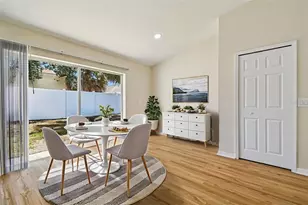 11416 Crestlake Village Dr, Riverview, FL 33569 - Photo 7