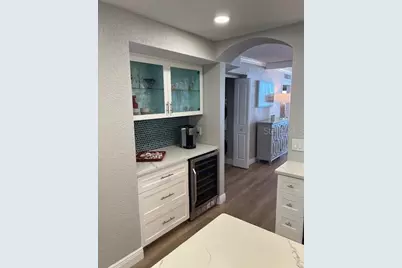 18304 Gulf Boulevard #418, Redington Shores, FL 33708 - Photo 11