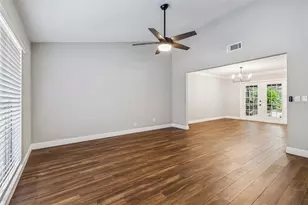 4323 Honey Vista Cir, Tampa, FL 33624 - Photo 7