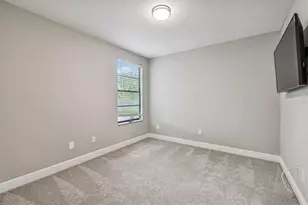 4323 Honey Vista Cir, Tampa, FL 33624 - Photo 39