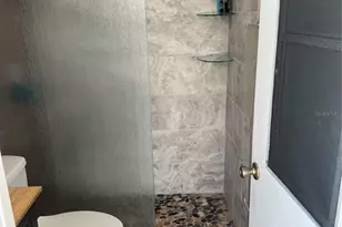 16713 NE Sheffield Park Dr St, Lutz, FL 33549 - Photo 15