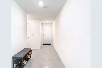 37501 Sharks Eye Lane, Zephyrhills, FL 33541 - Photo 9