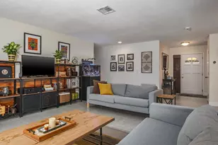 2825 Long View Dr, Clearwater, FL 33761 - Photo 17