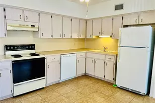 2228 Swedish Dr, Clearwater, FL 33763 - Photo 13