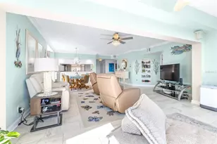 6399 Shoreline Dr, Saint Petersburg, FL 33708 - Photo 9