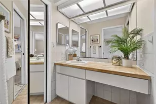 1700 Glen Lakes Blvd N, Saint Petersburg, FL 33702 - Photo 27