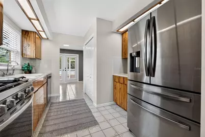 1700 Glen Lakes Boulevard N, Saint Petersburg, FL 33702 - Photo 21