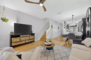 2437 Lake Woodberry Cir, Brandon, FL 33510 - Photo 25