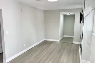 706 E Flora St, Tampa, FL 33604 - Photo 7