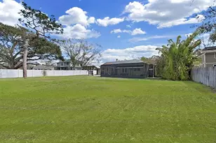 438 Lafayette Blvd, Oldsmar, FL 34677 - Photo 37