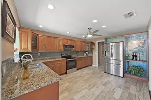 438 Lafayette Blvd, Oldsmar, FL 34677 - Photo 11
