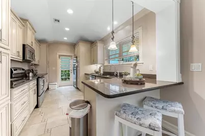 201 54th Street, Holmes Beach, FL 34217 - Photo 7