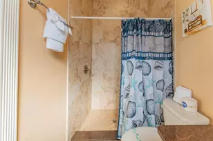 201 54th St, Holmes Beach, FL 34217 - Photo 63