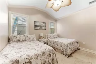 201 54th St, Holmes Beach, FL 34217 - Photo 17