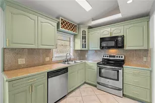 2302 Bay Blvd, Indian Rocks Beach, FL 33785 - Photo 65