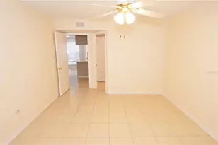 8627 Fancy Finch Dr, Tampa, FL 33614 - Photo 41