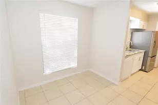 8627 Fancy Finch Dr, Tampa, FL 33614 - Photo 15