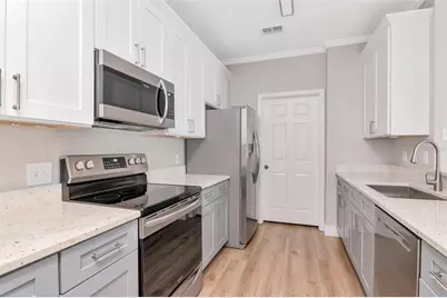 9916 Courtney Palms Boulevard #103, Tampa, FL 33619 - Photo 9