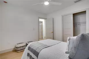 11071 Navajo Dr, Saint Petersburg, FL 33708 - Photo 23