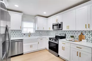 11071 Navajo Dr, Saint Petersburg, FL 33708 - Photo 11