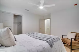 11071 Navajo Dr, Saint Petersburg, FL 33708 - Photo 21