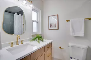 11071 Navajo Dr, Saint Petersburg, FL 33708 - Photo 17