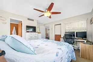 14095 Chamberlain Ave, Largo, FL 33774 - Photo 15