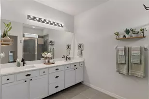 17807 Garsalaso Cir, Brooksville, FL 34604 - Photo 23