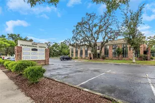 10320 N 56th St, Temple Terrace, FL 33617 - Photo 1