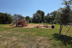 10308 Pebblestone Ct, Leesburg, FL 34788 - Photo 31