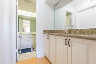 6080 Bahia Del Mar Cir, Saint Petersburg, FL 33715 - Photo 23